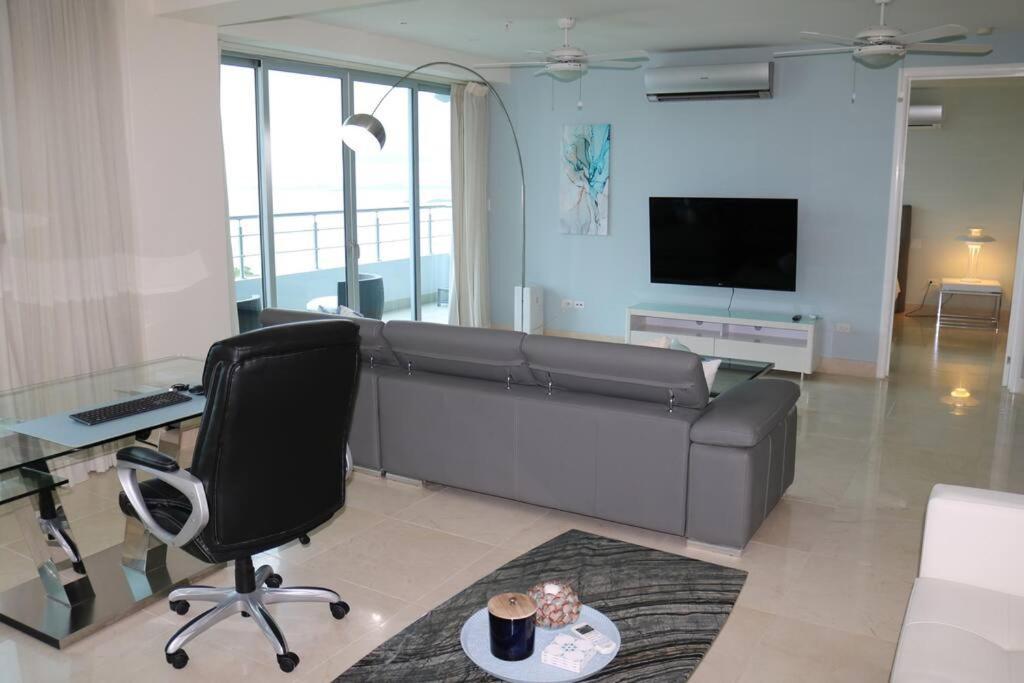 Apartamento 18G Luxury Oceanview With Roof Top Pool Arraijan Exterior foto